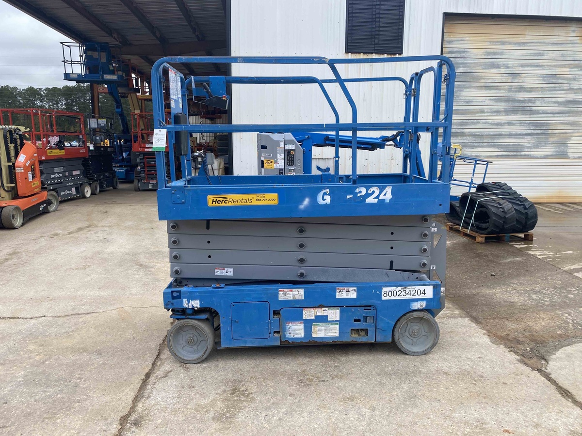 2018 Genie GS-3246-3