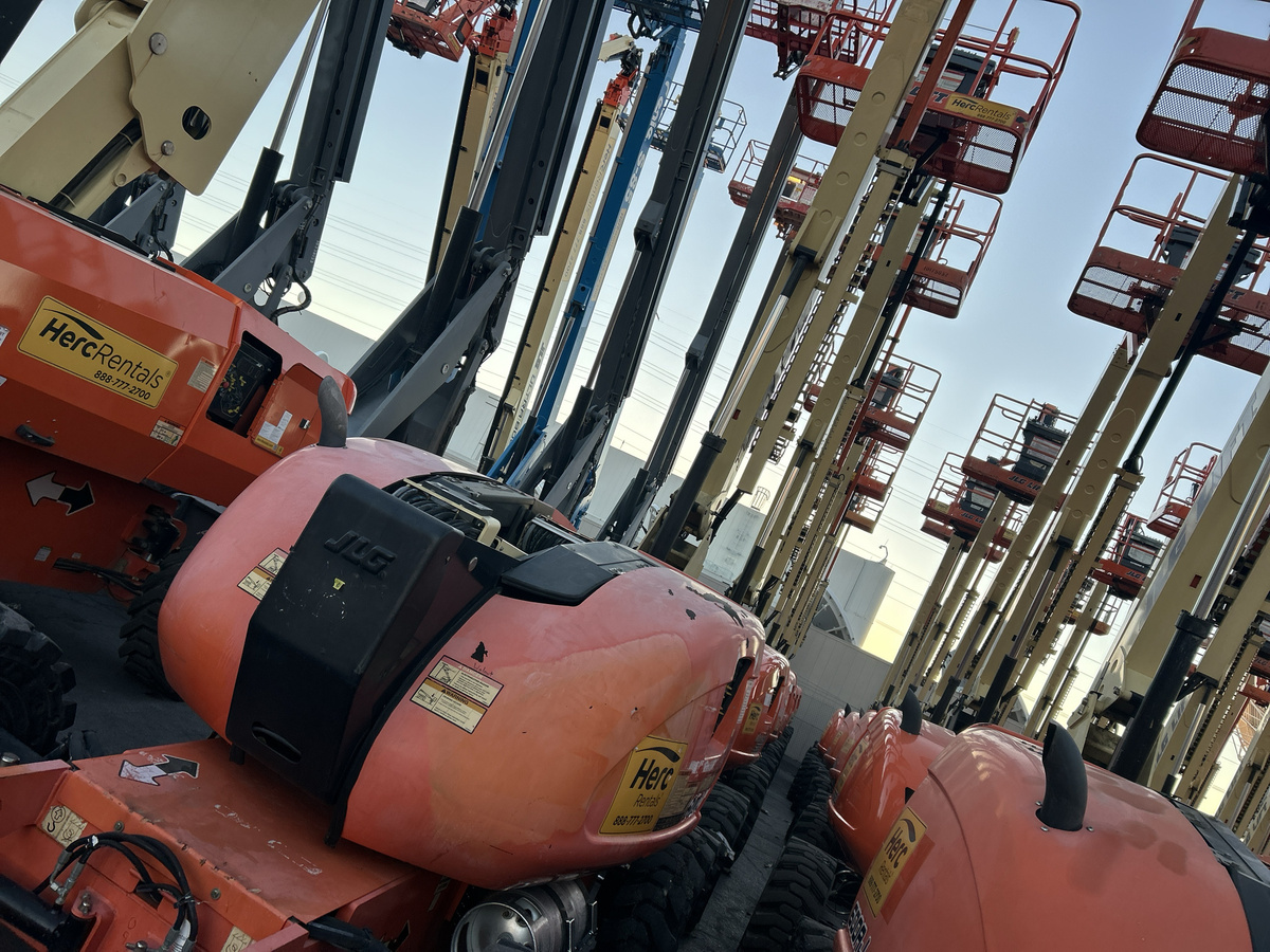 2015 JLG 600AJN Narrow-5