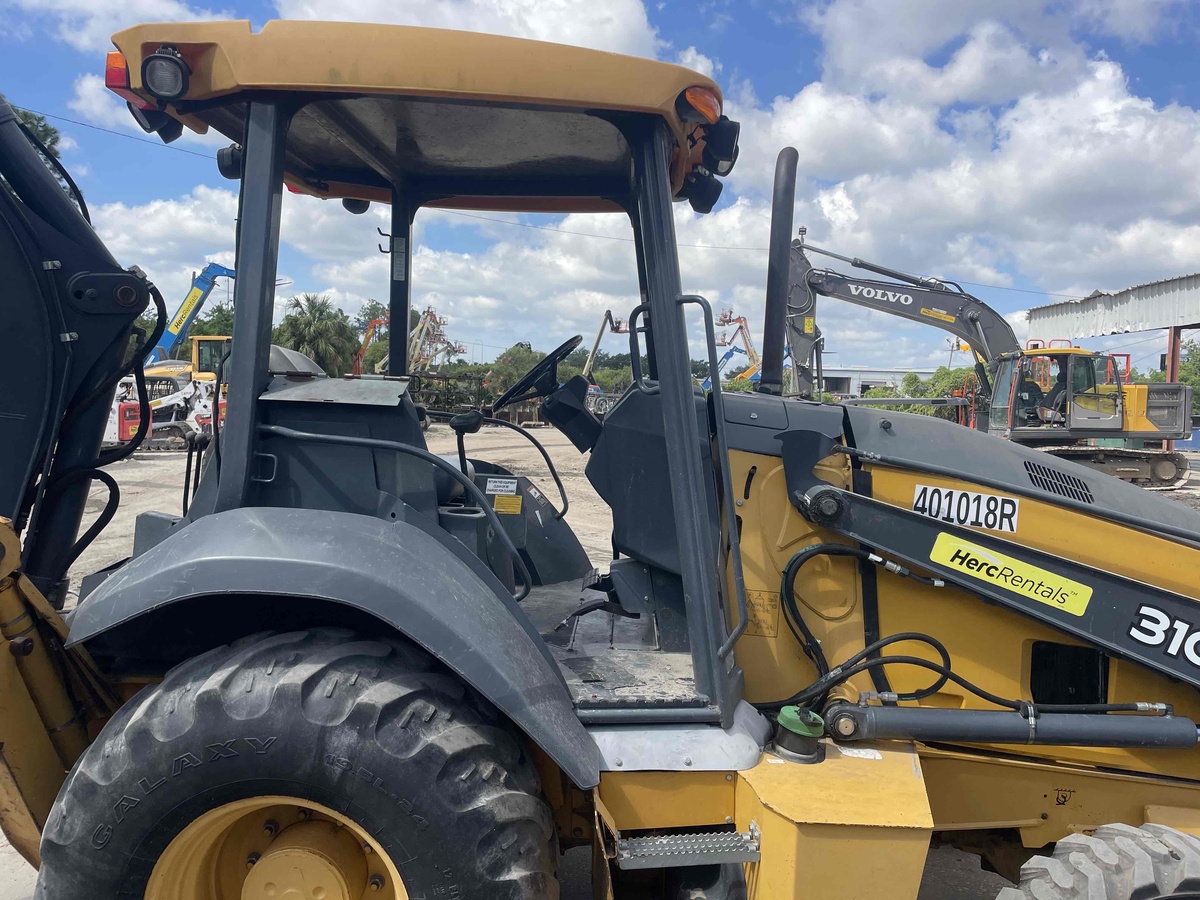 2019 John Deere 310L EP-2