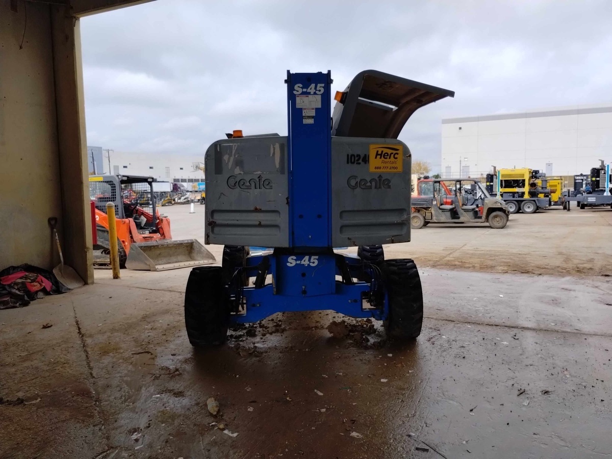 2018 Genie S-45-6