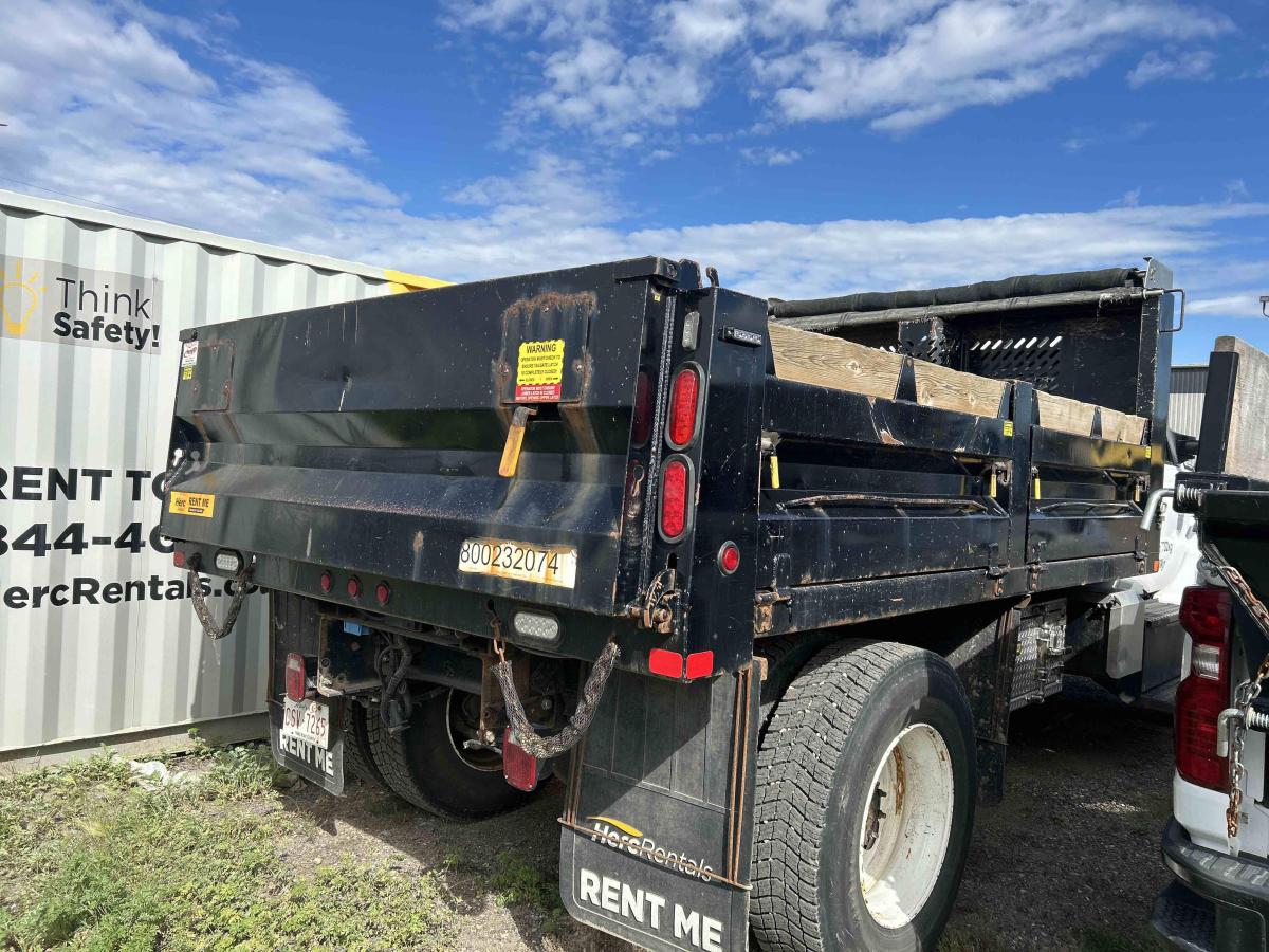 2018 Ford F750-4
