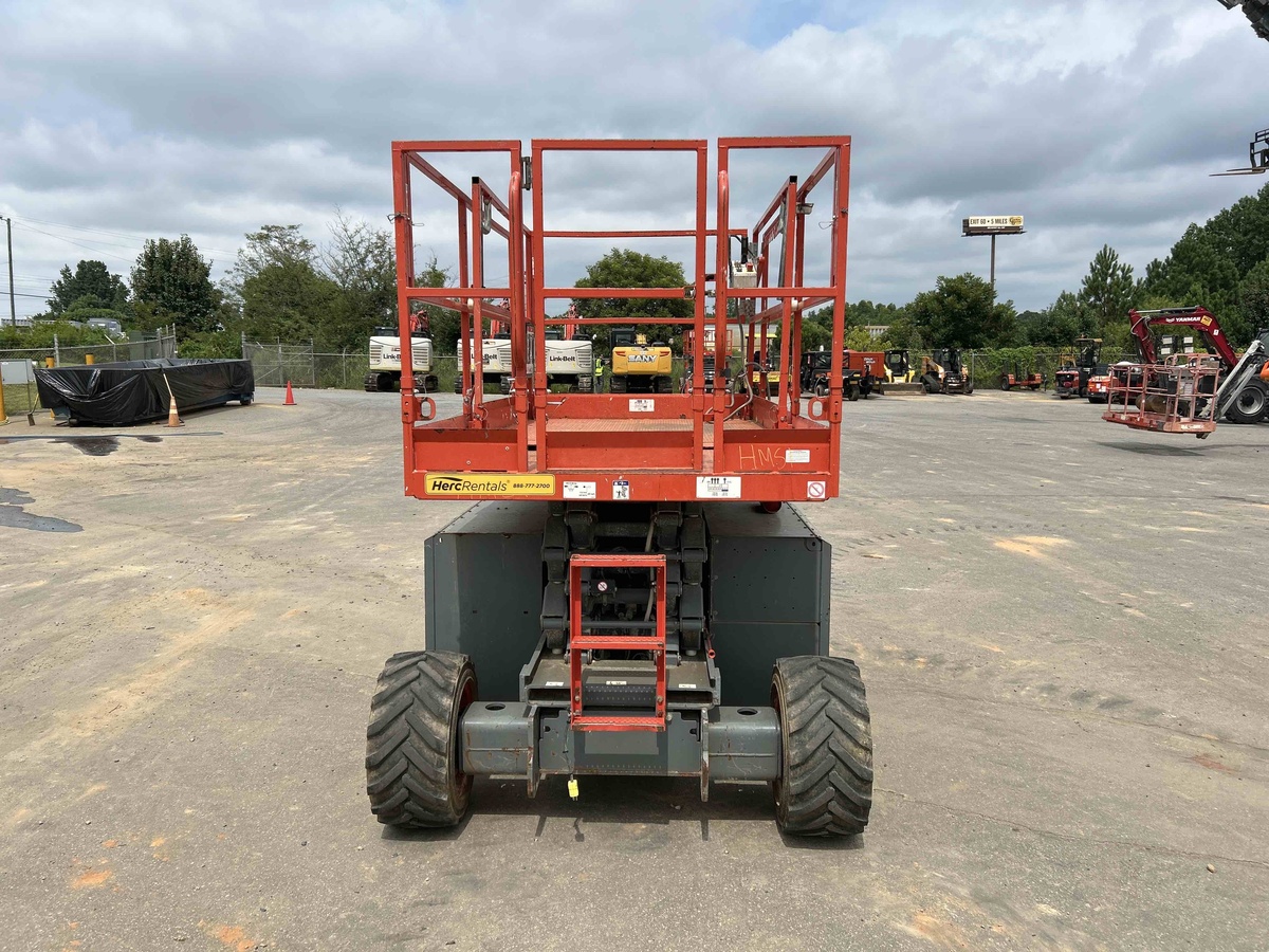 2017 Skyjack SJ-6832RT-4