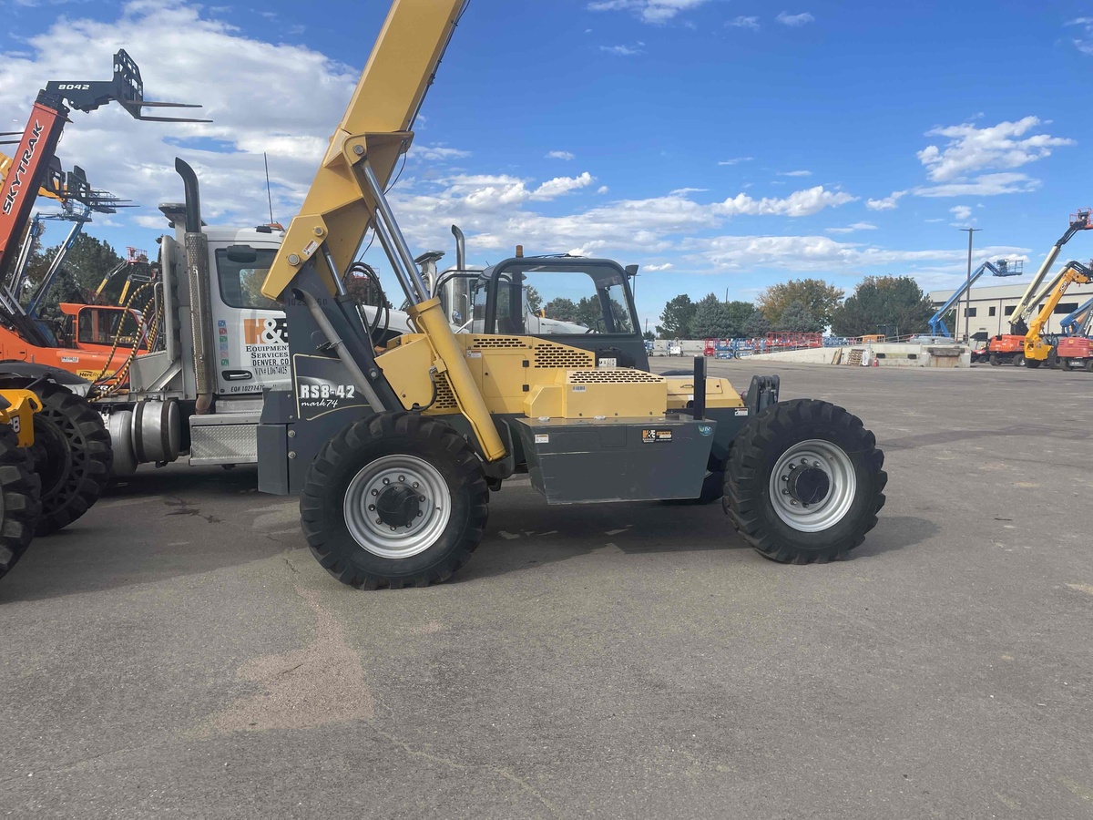 2018 Gehl RS8-42-4