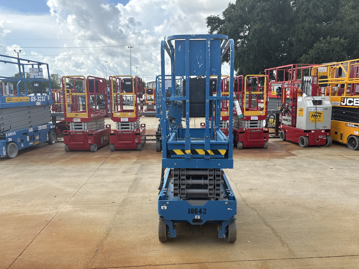 2019 Genie GS1330M-3