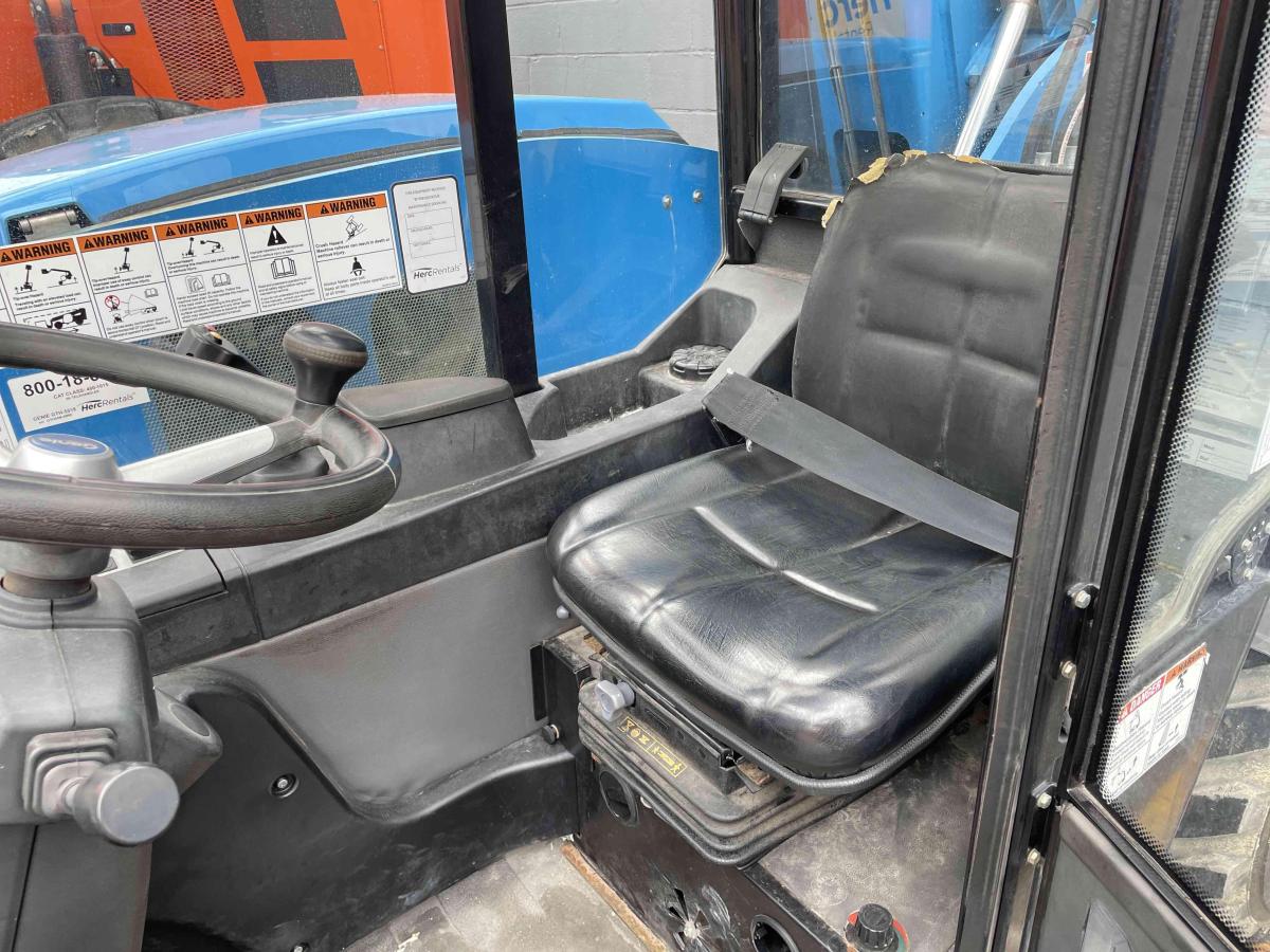 2017 Genie GTH-5519
