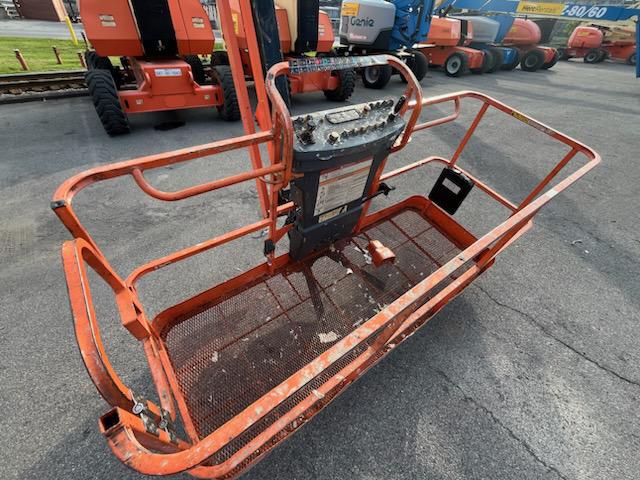 2015 JLG 800AJ-7