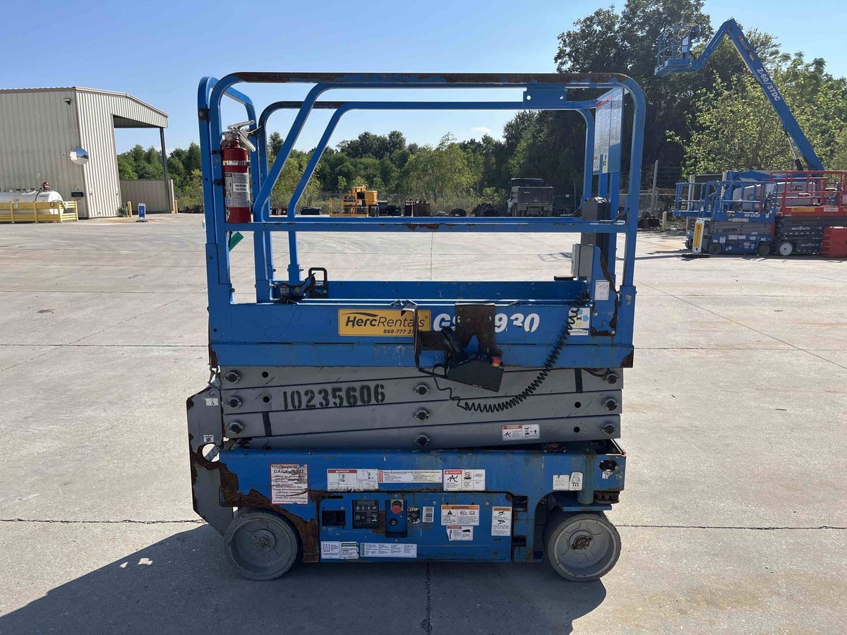 2018 Genie GS-1930