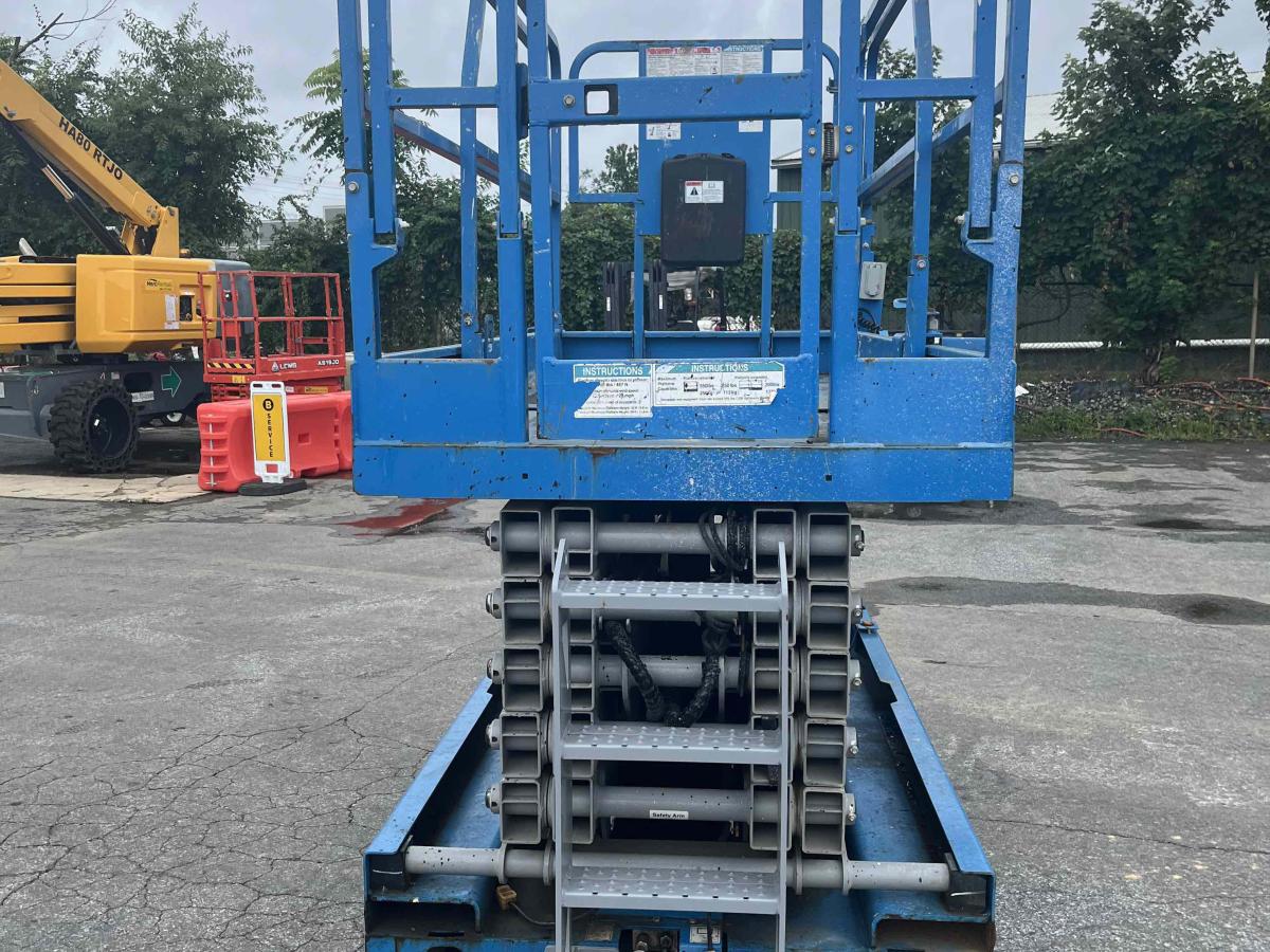 2017 Genie GS-4047