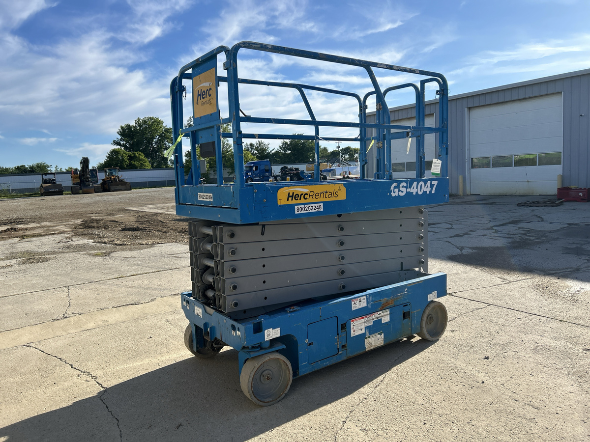 2019 Genie GS-4047-2