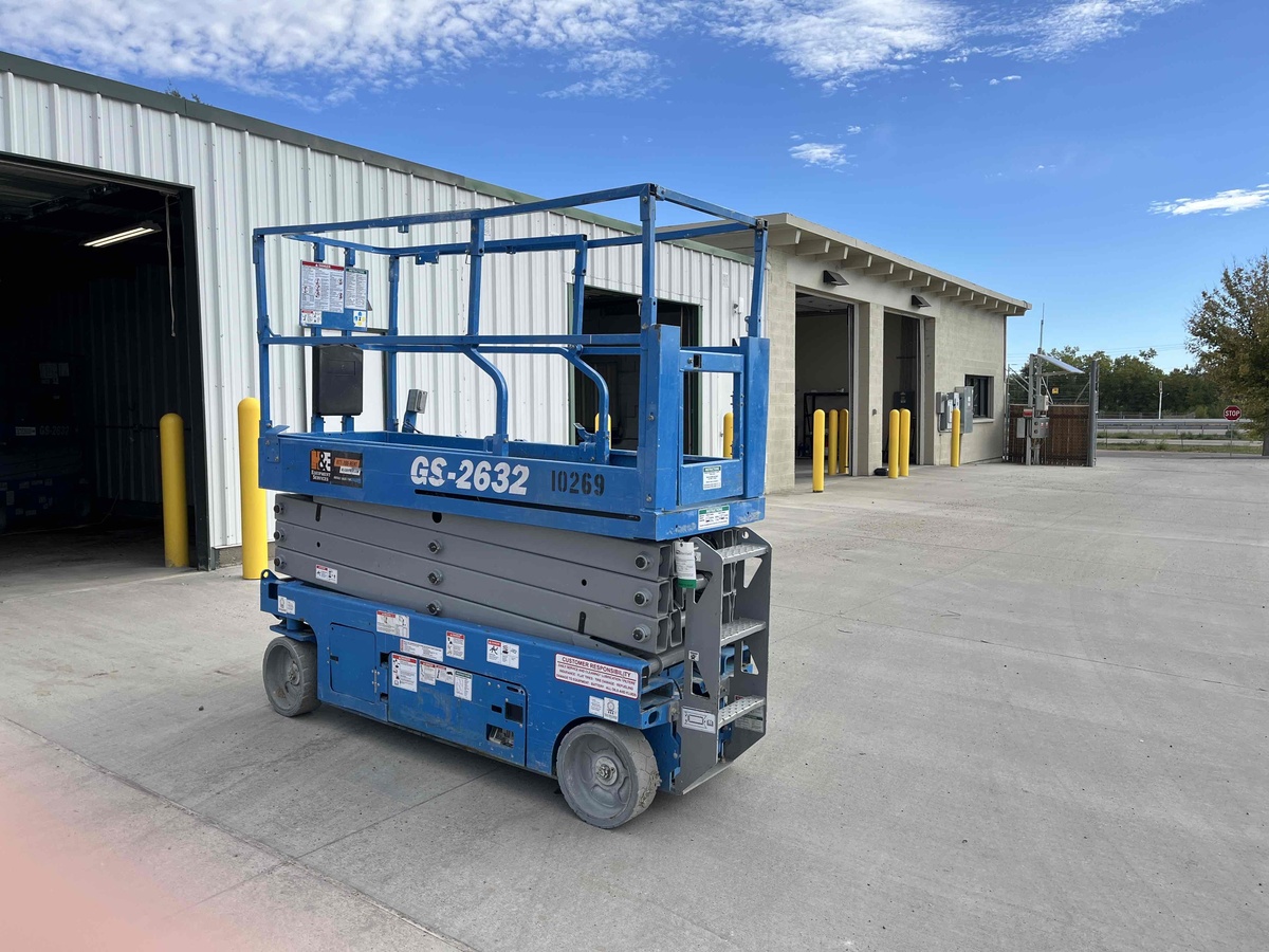 2017 Genie GS-2632-5