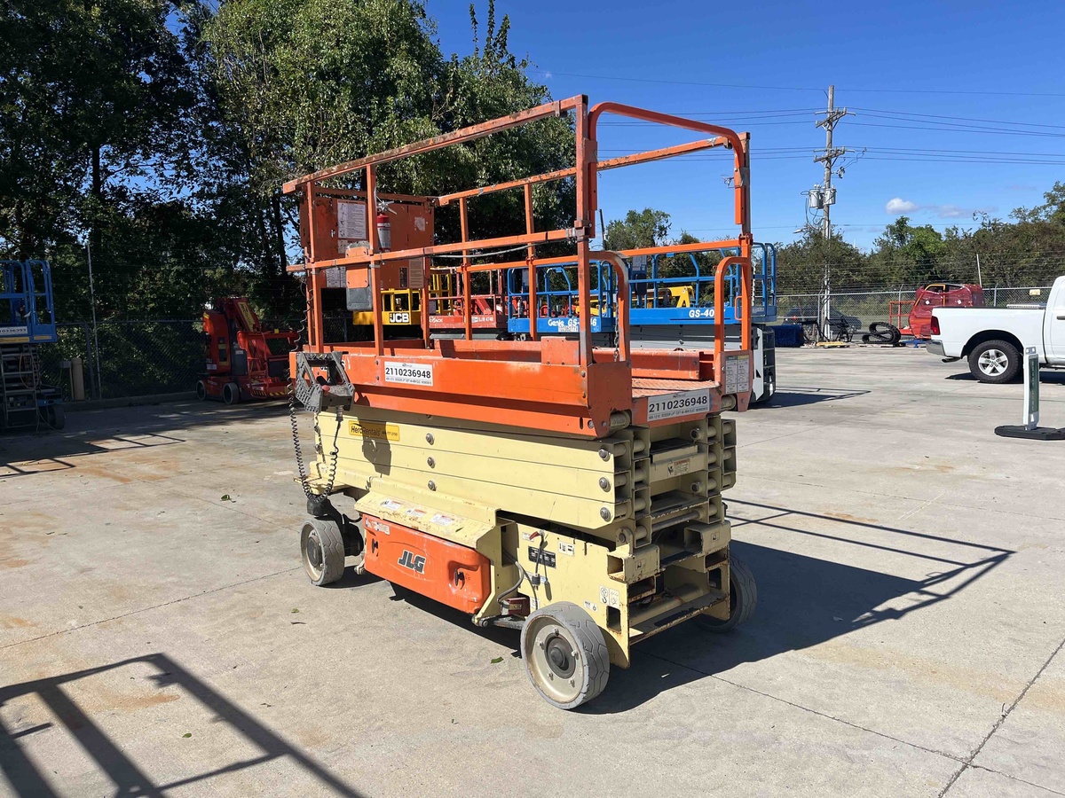2018 JLG 3246ES-6