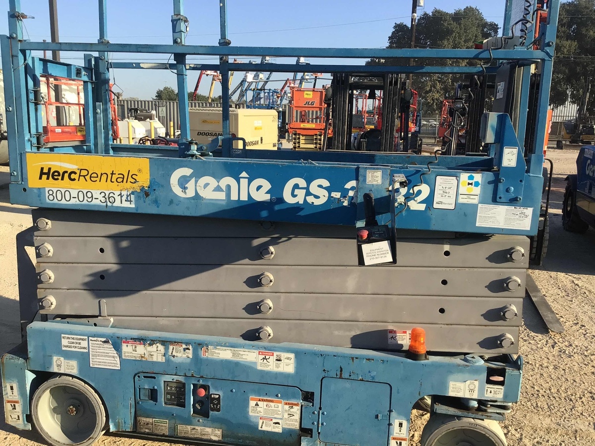 2016 Genie GS-3232-2