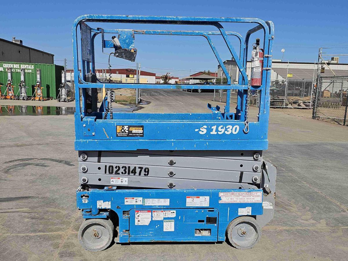 2017 Genie GS-1930