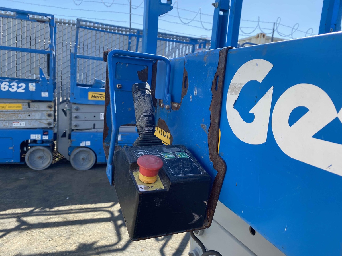 2018 Genie GS-4047-5