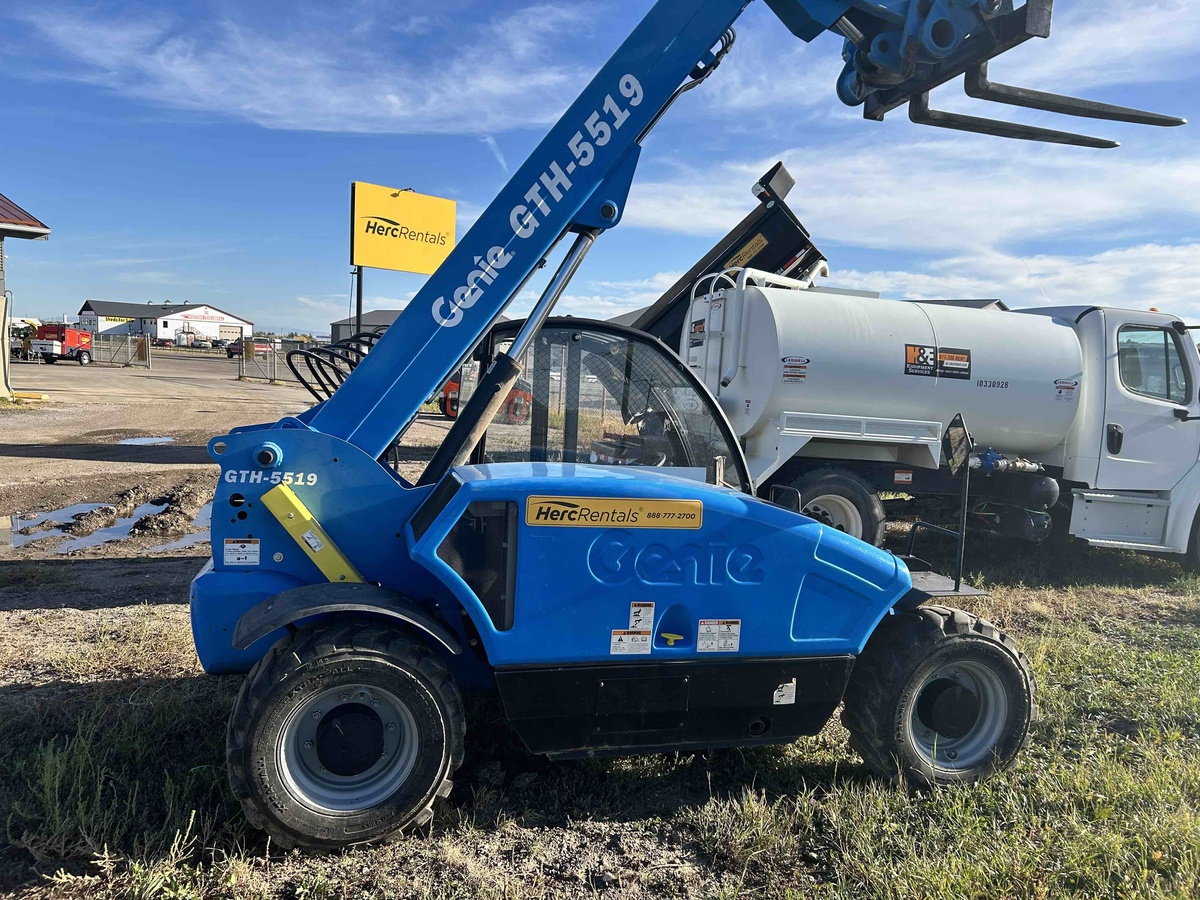 2018 Genie GTH-5519-1