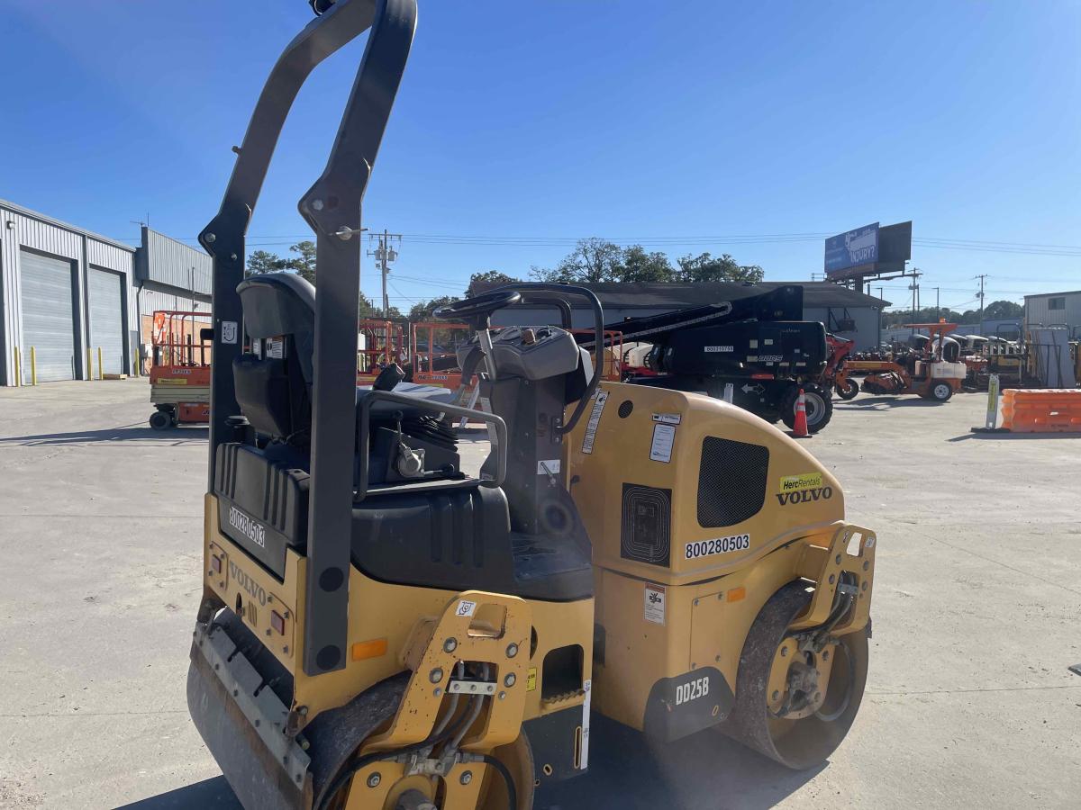 2019 Volvo DD25B