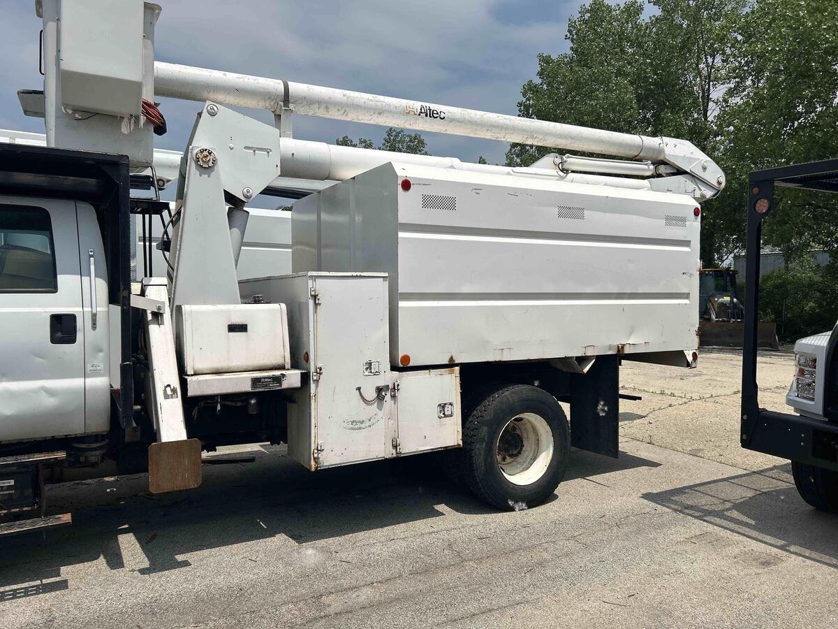 2000 Ford F750-2