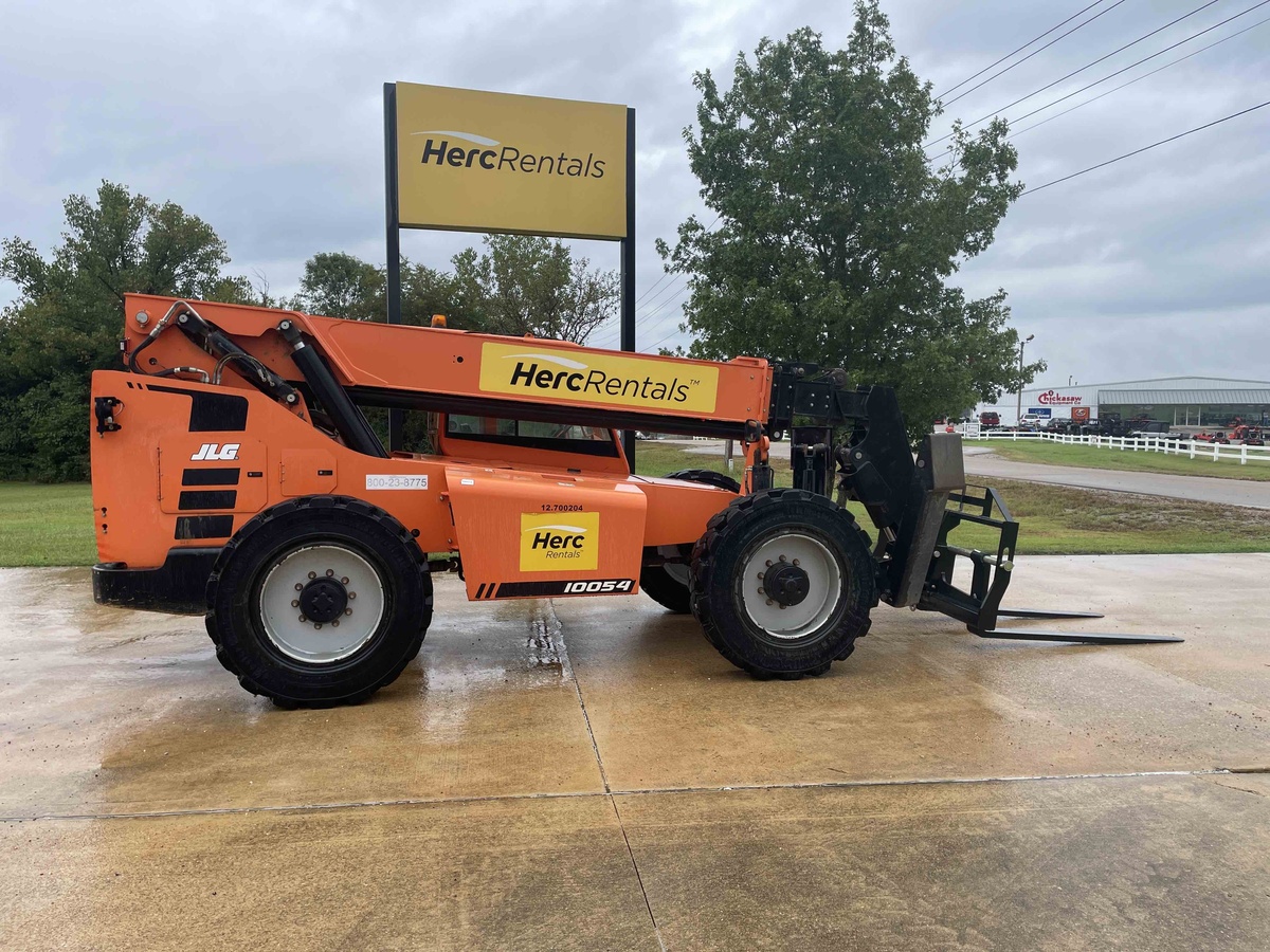 2018 SkyTrak 10054