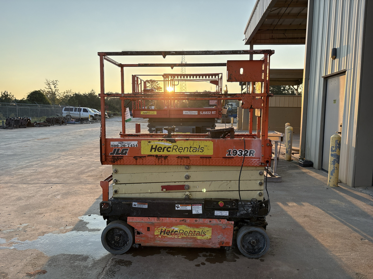 2018 JLG 1932R-13