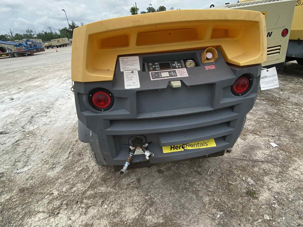 2017 Atlas Copco XAS 400