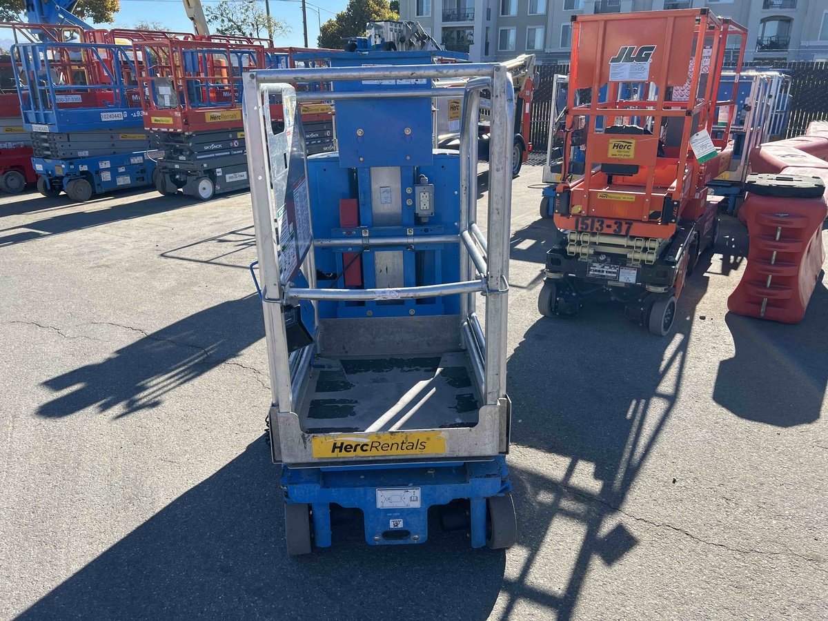 2018 Genie GR-12-4