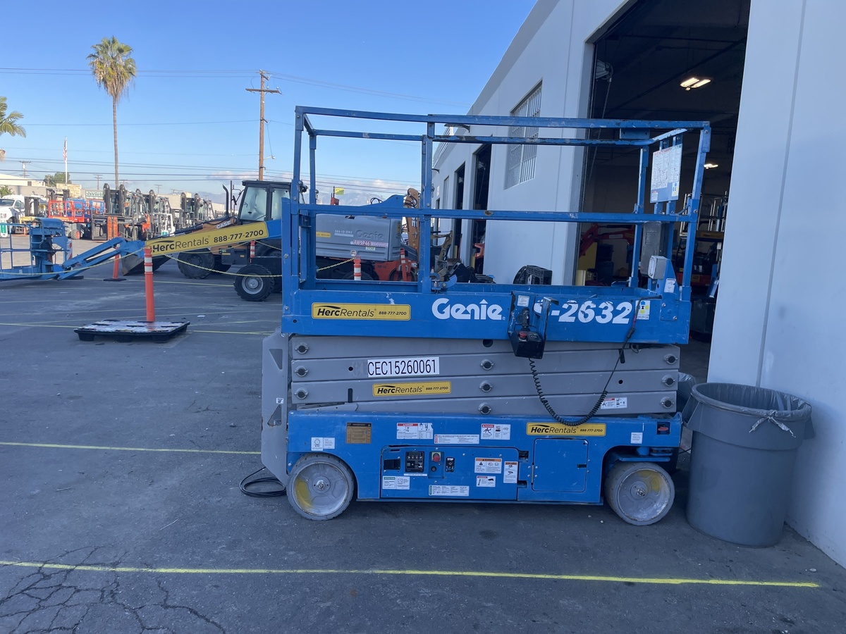 2017 Genie GS-2632