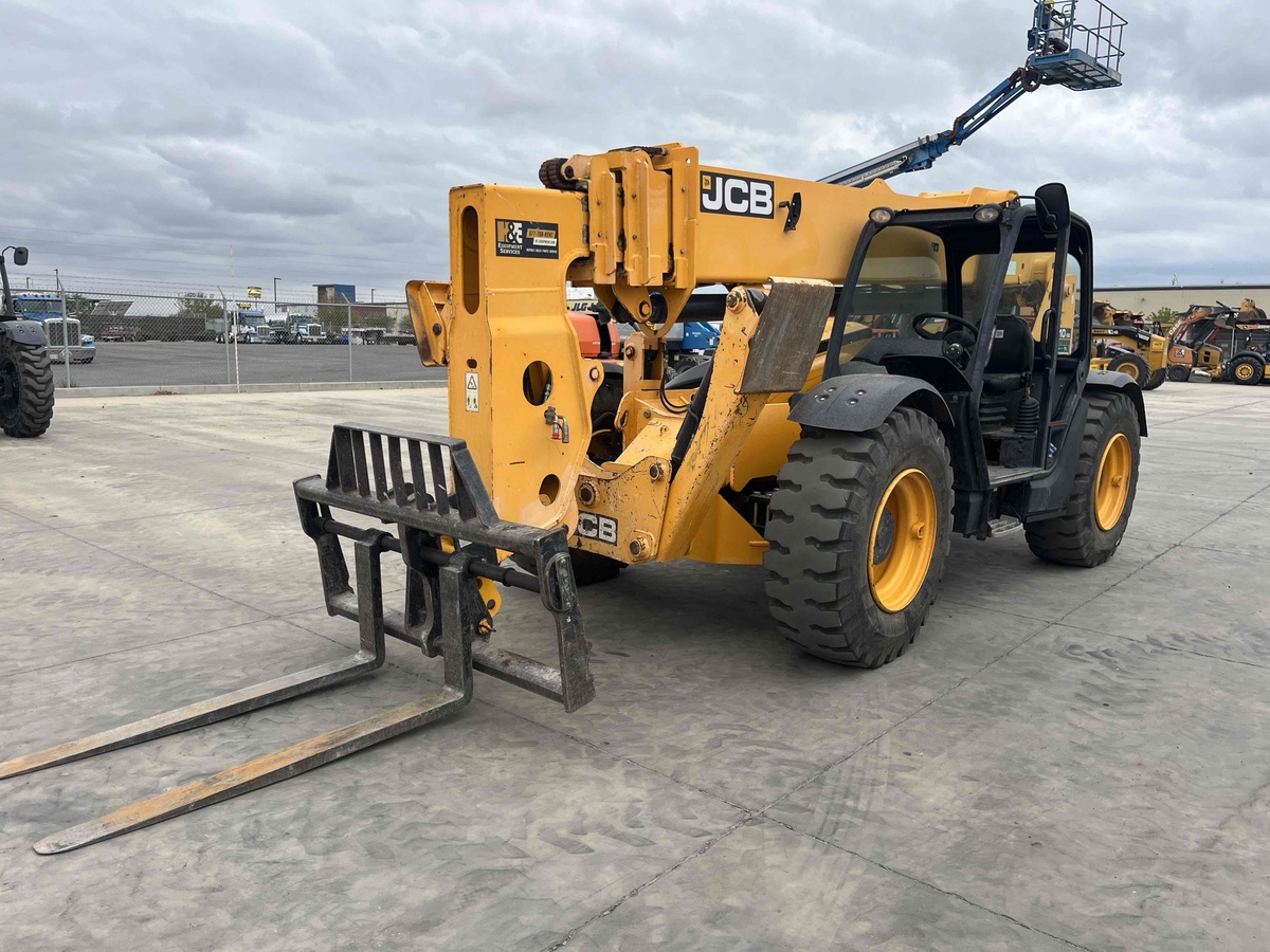 2017 JCB 510-56-1