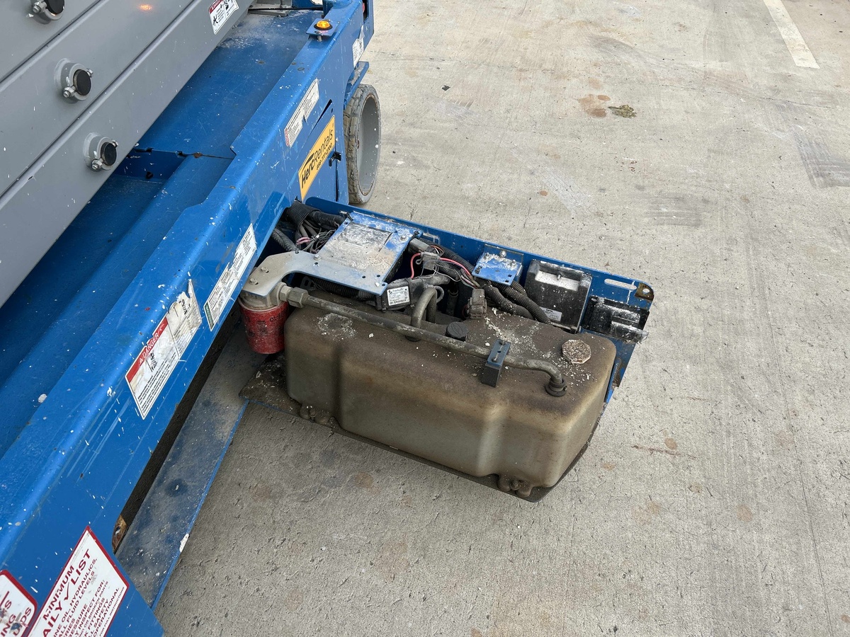2018 Genie GS-4047-8