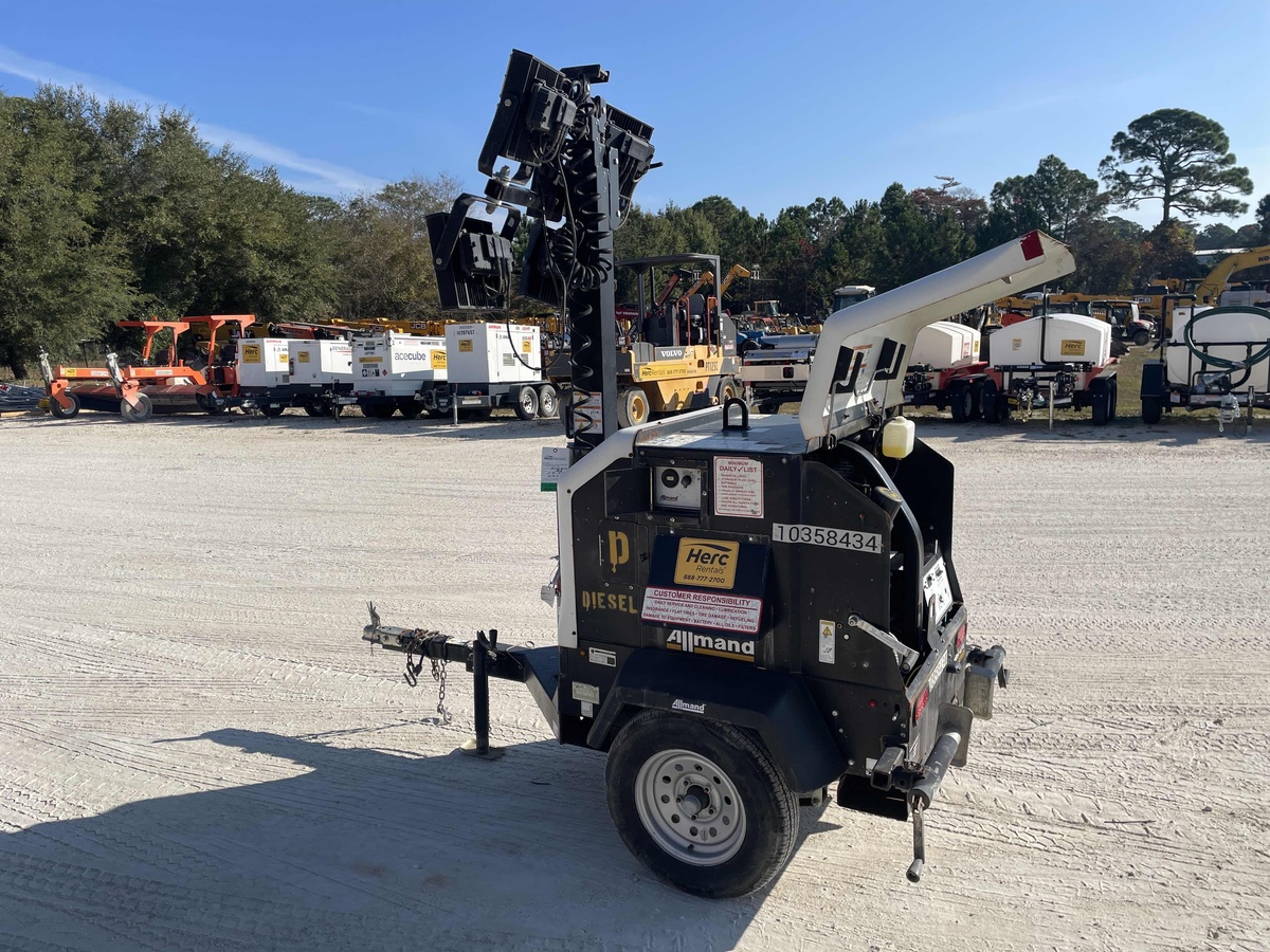 2022 Allmand Night-Lite V-9