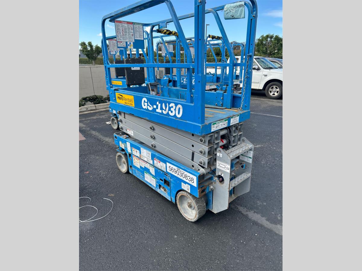 2019 Genie GS-1930