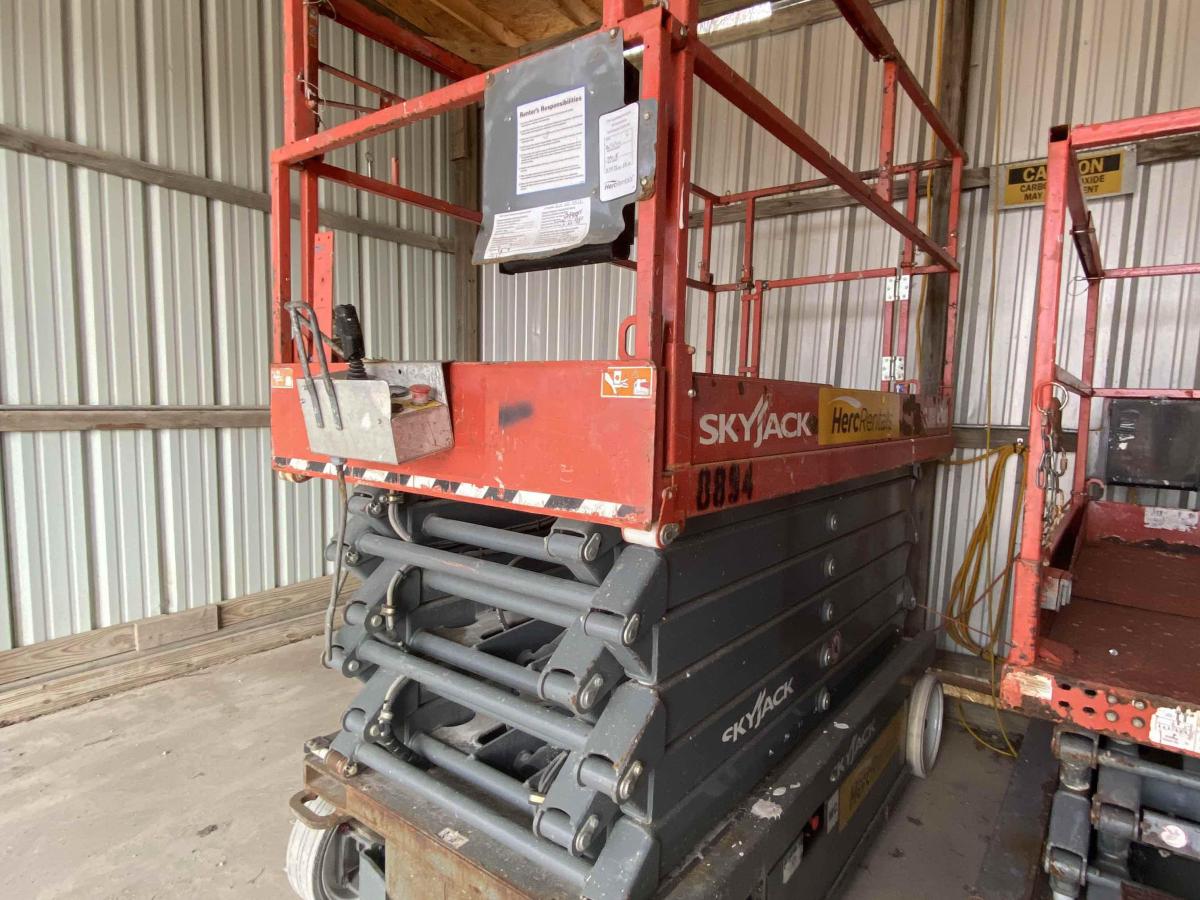 2017 Skyjack SJ4740