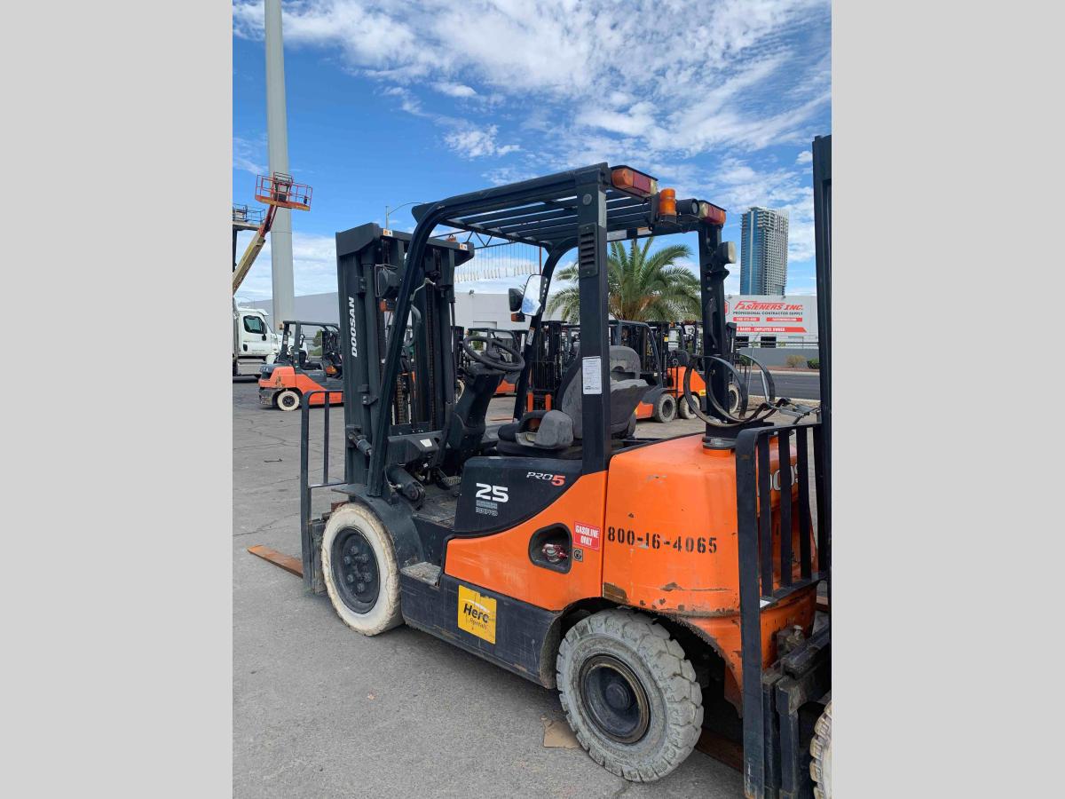 2017 Doosan G25P-5