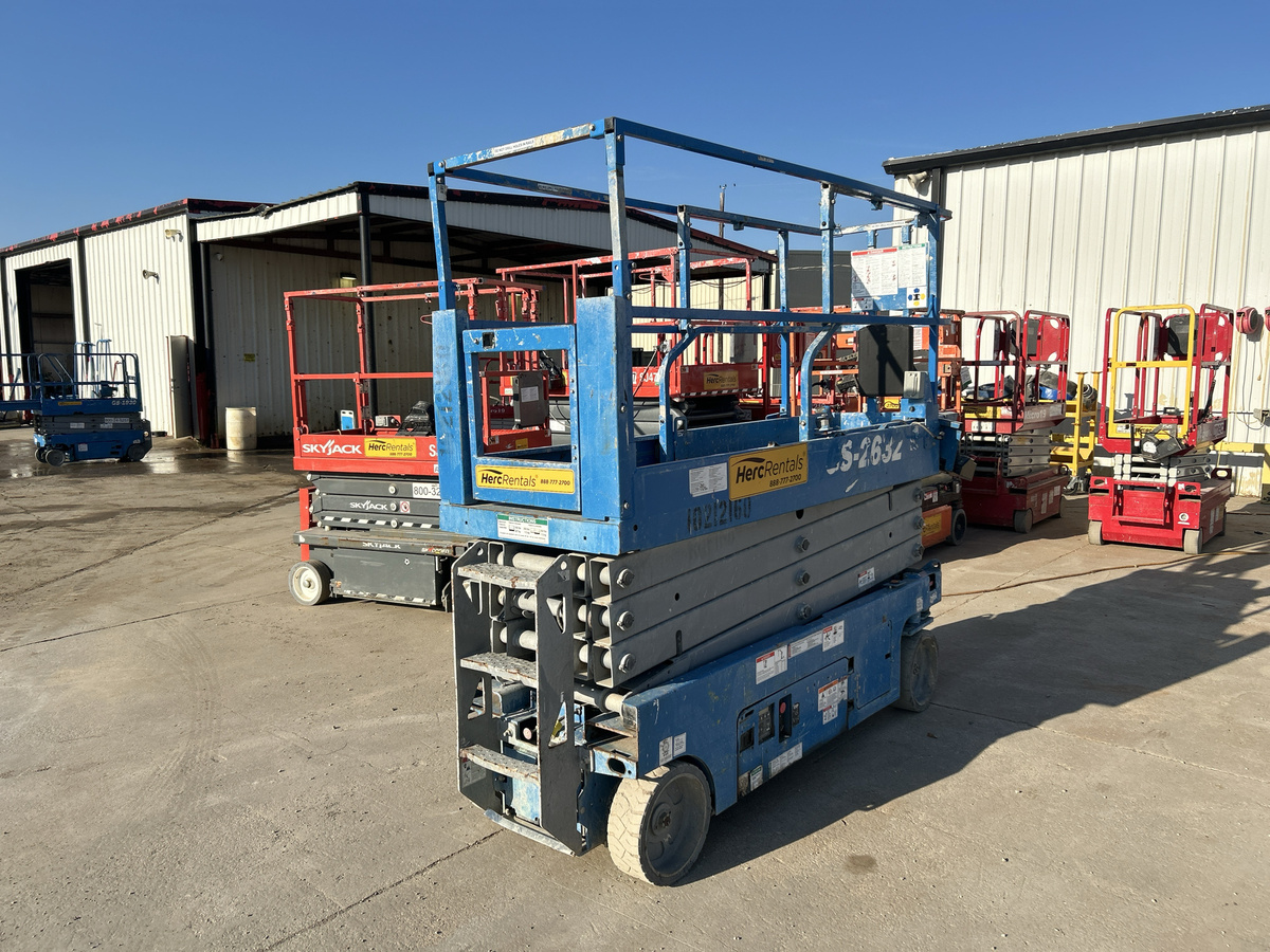2017 Genie GS-2632-4