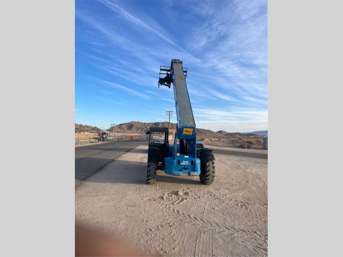 2018 Genie GTH 844-4