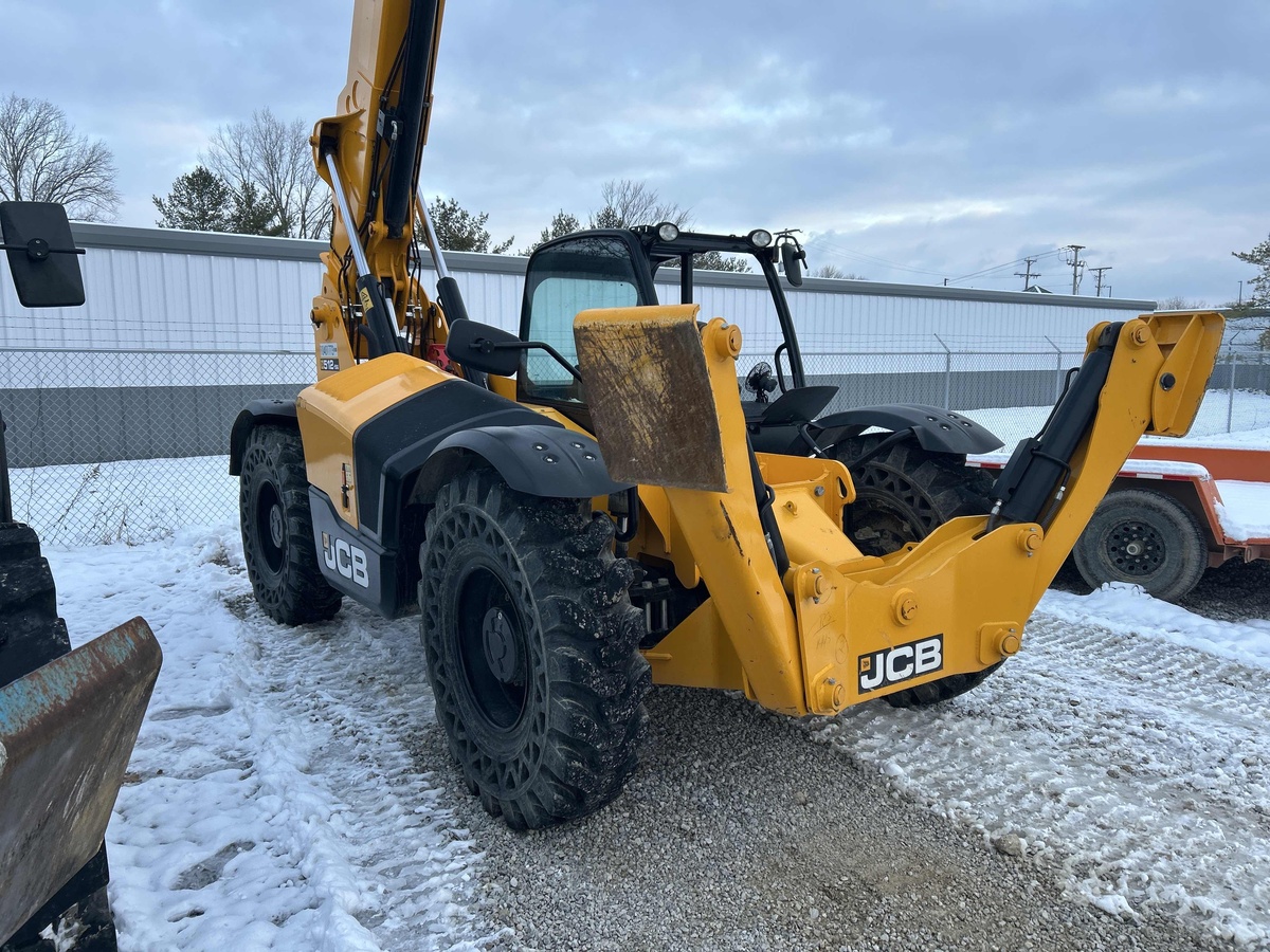 2023 JCB 512-56
