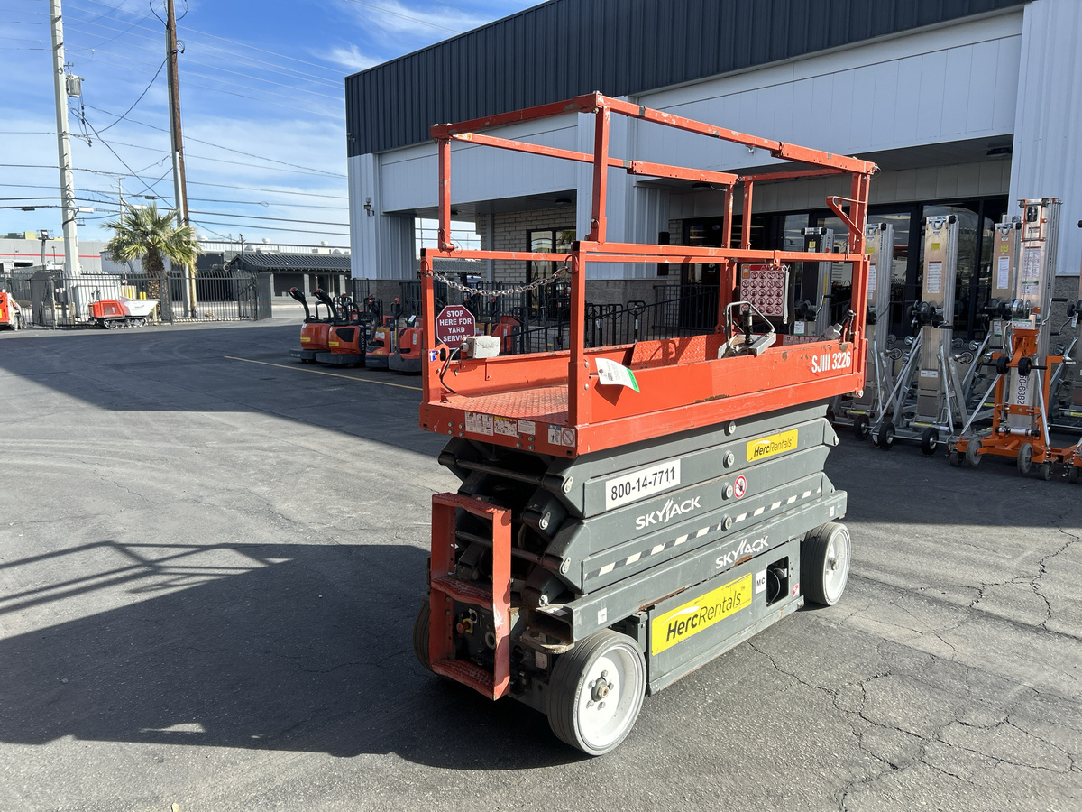 2017 Skyjack SJ3226-7