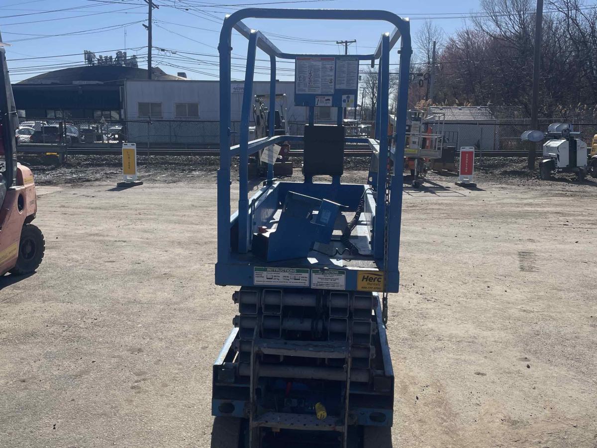 2018 Genie GS-1930