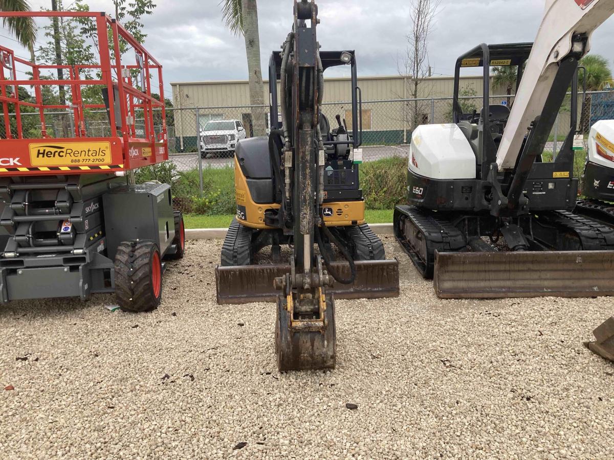 2019 John Deere 35G