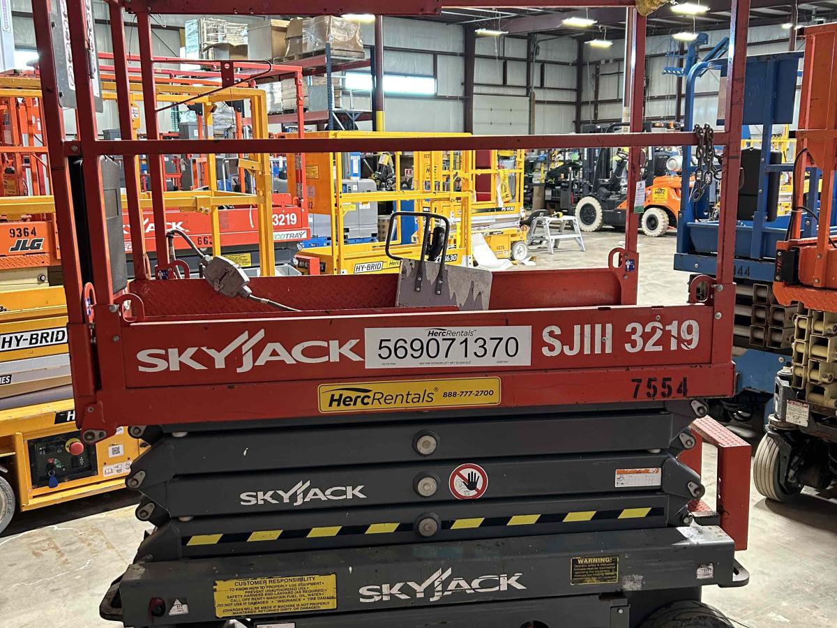 2016 Skyjack SJ3219