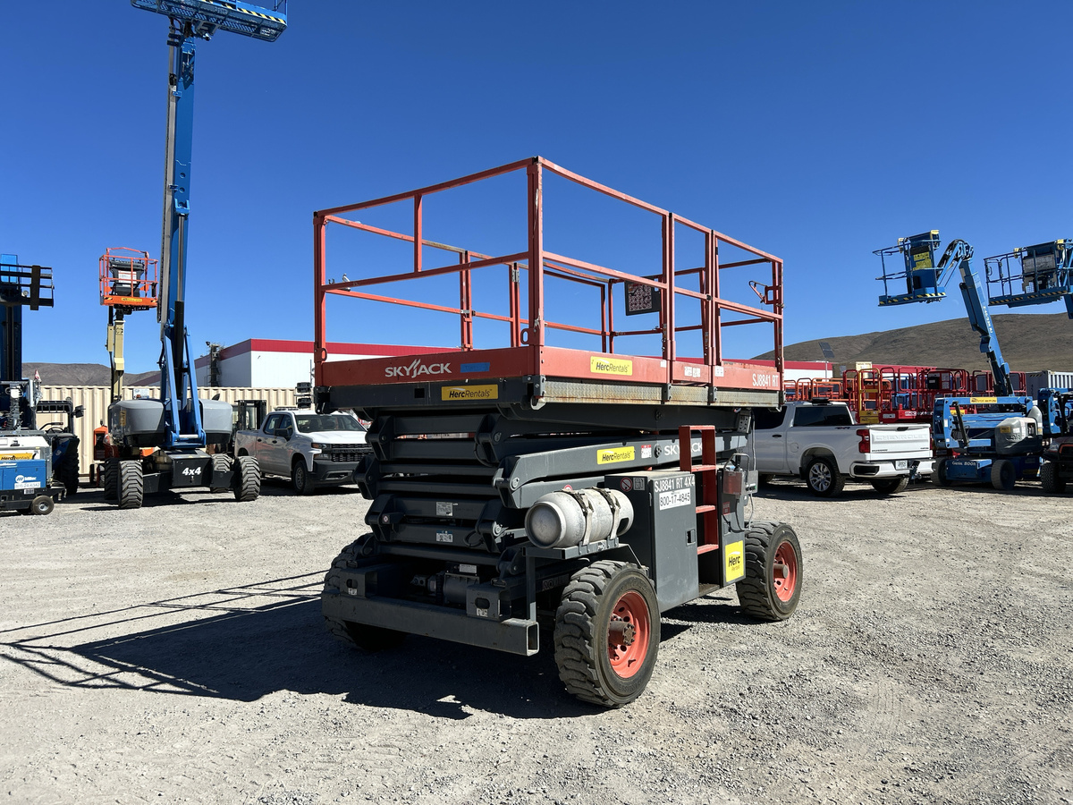 2017 Skyjack SJ8841 RT-2