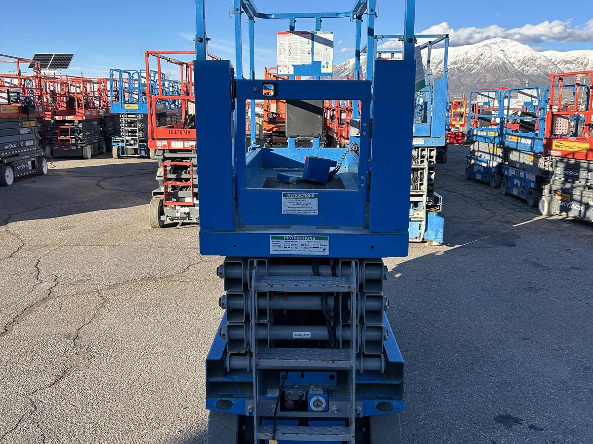 2018 Genie GS-2632-4