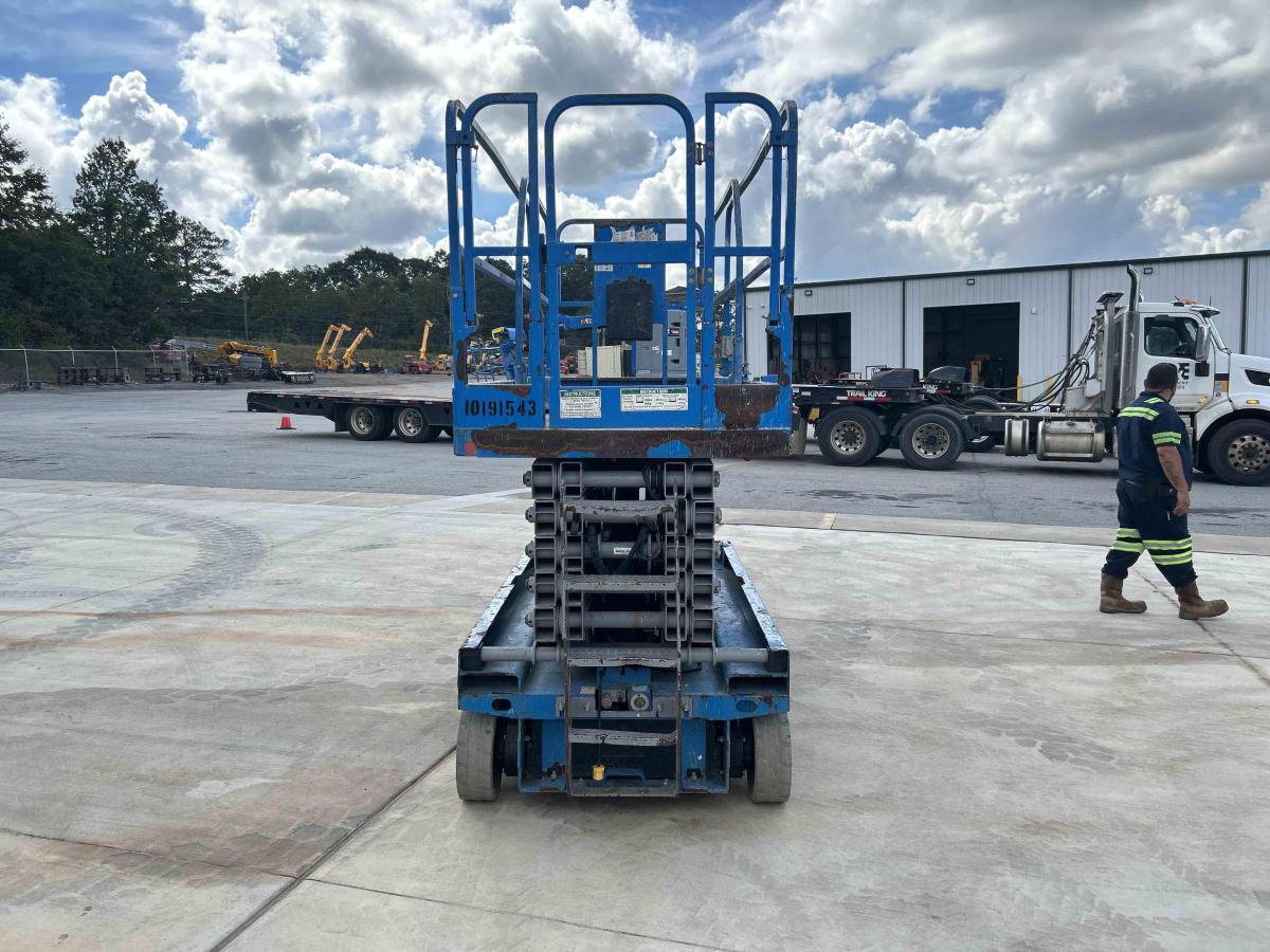 2016 Genie GS-4047