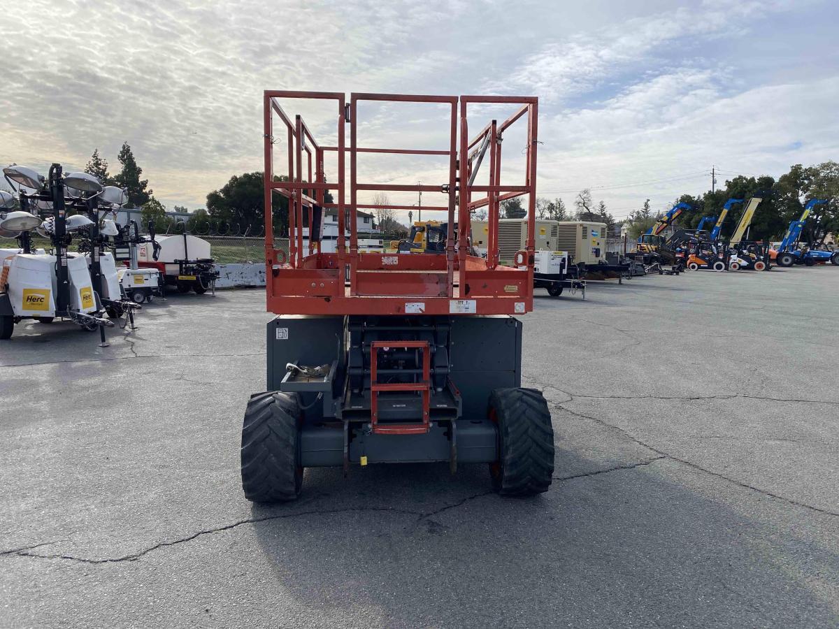 2018 Skyjack SJ-6826RT-2