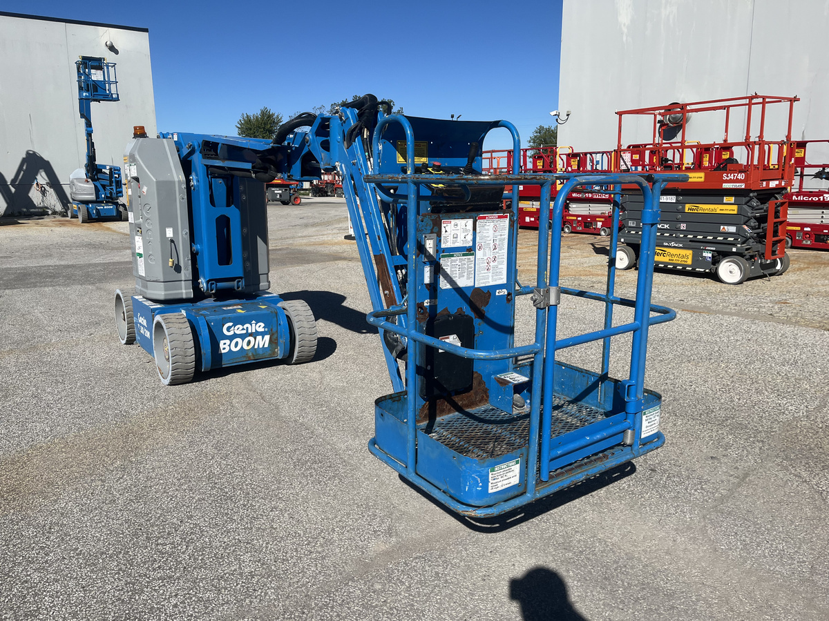2013 Genie Z-30/20N RJ
