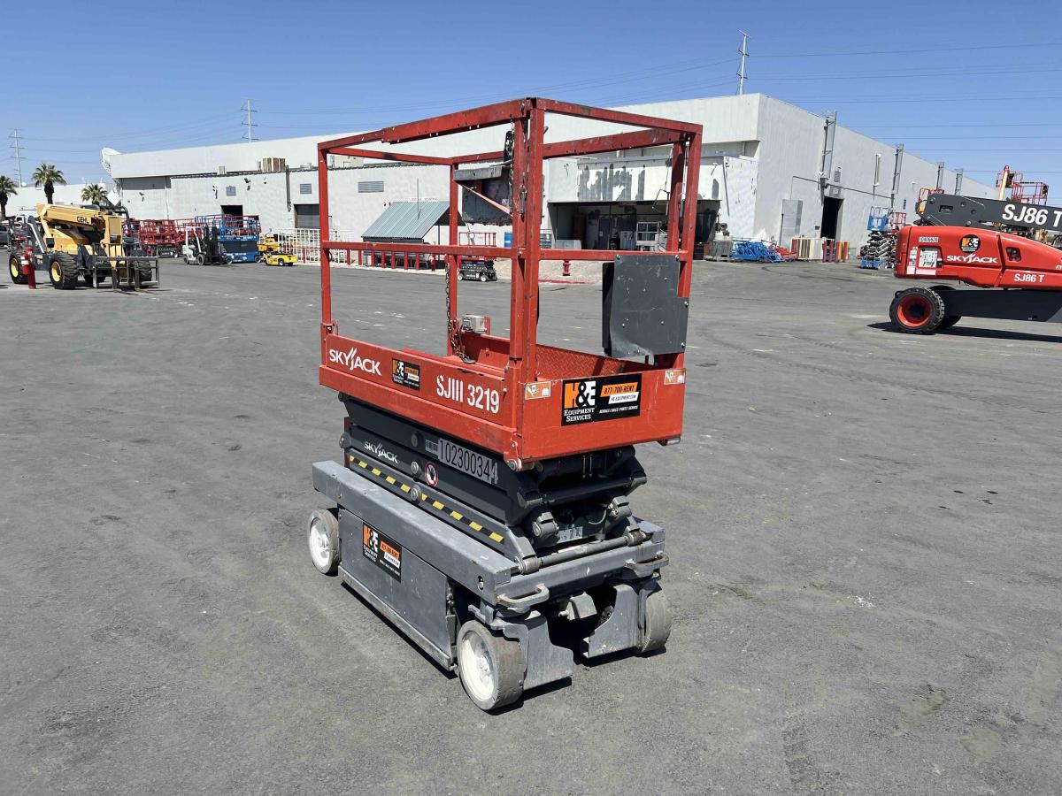 2017 Skyjack SJ3219