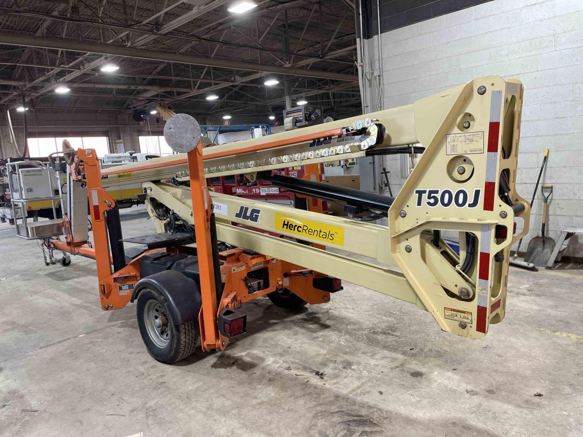 2018 JLG T500J