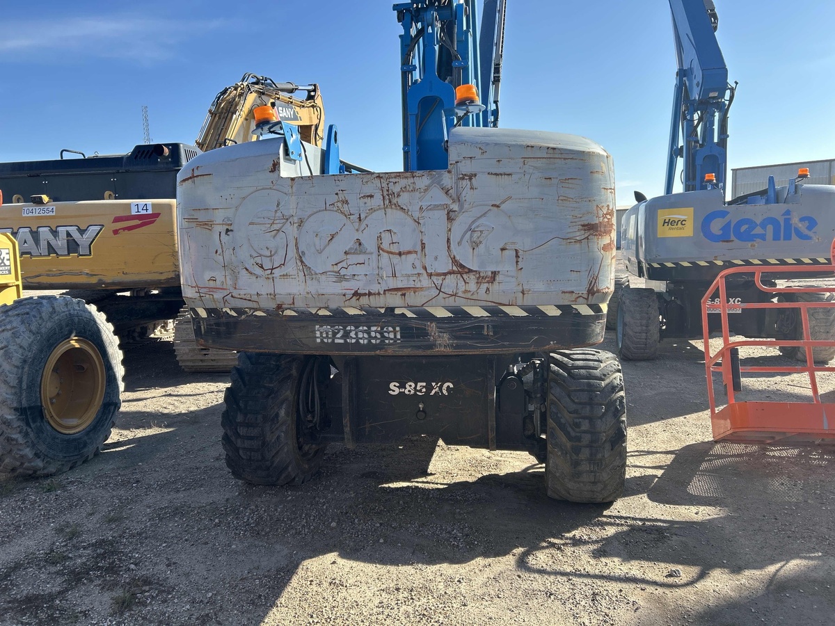 2018 Genie S-85-2