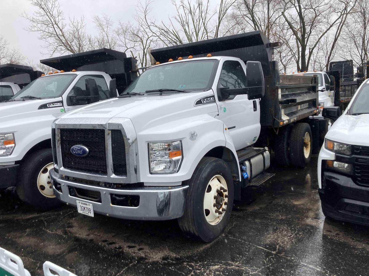 2016 Ford F750
