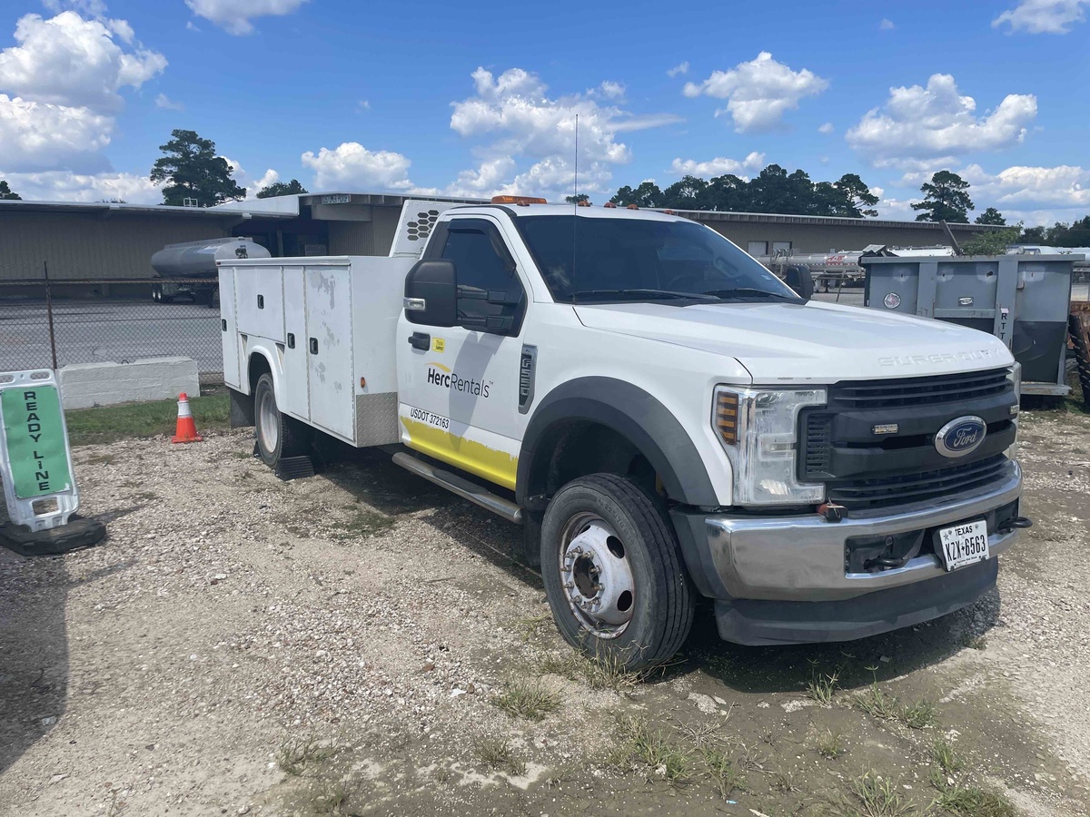 2018 Ford F550-2