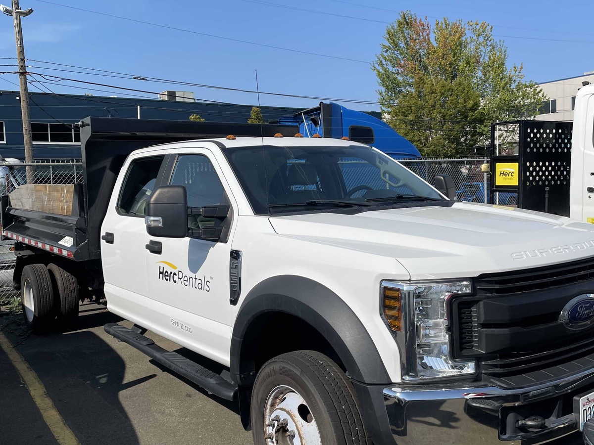 2019 Ford F550-1